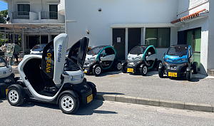 座間味島のレンタル電動自動車の写真